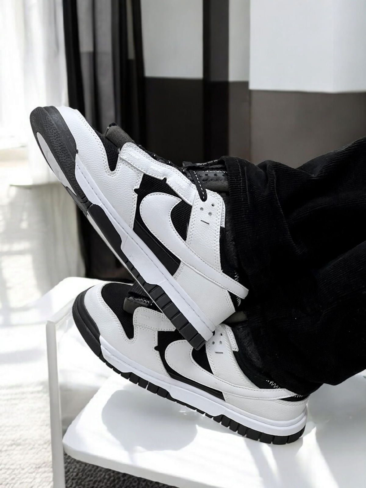 Nike Dunk Low Jumbo Reverse Panda