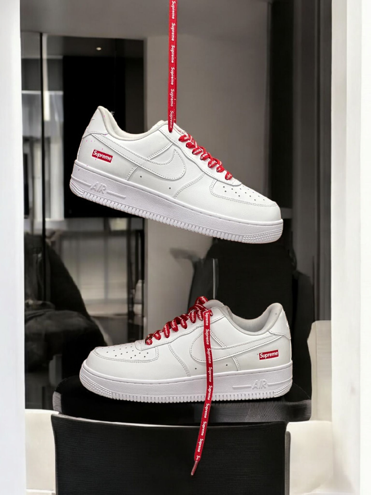 Nike Air Force One X Supreme