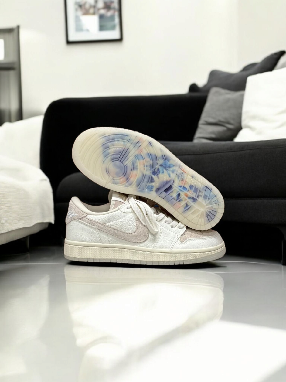 Nike Air Jordan 1 Retro Low OG Chris Paul Give Them Flowers