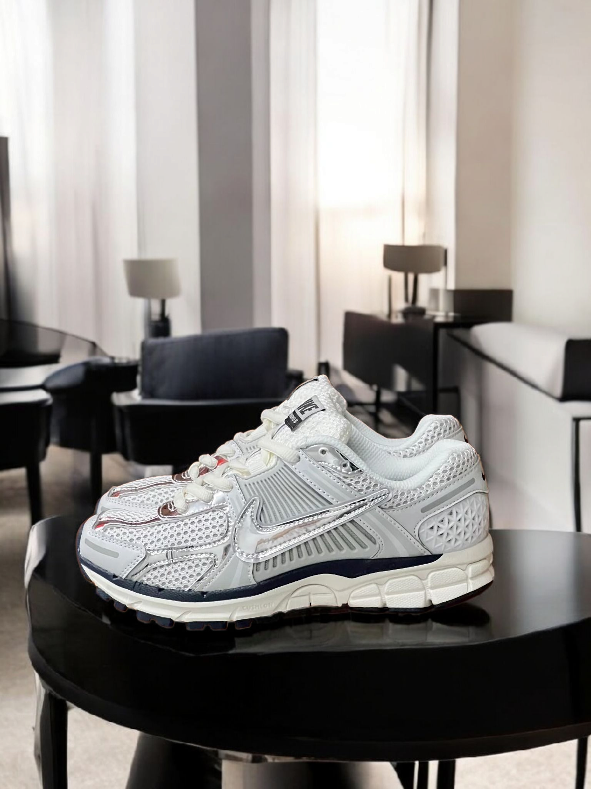 Nike Zoom Vomero 5 Photon Dust Metallic Silver